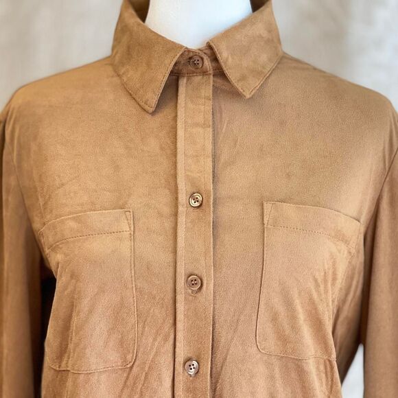 NWT Grace Faux Suede Button Down Shirt‎ Tan Long Sleeve Collared Size XS - Picture 5 of 8